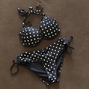 EUC H&M polka dot bikini 👙